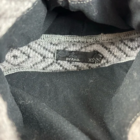 PRANA Women’s Grey Crestland Cowl Neck Pullover Sweater size: XS - Picture 10 of 11